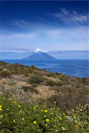 sicilian - Stromboli Seen from Panarea, Aeolian Islands, Sicily, Italy Stock Photo - Premium Royalty-Free, Code: 600-02912299