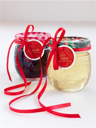 Homemade Jellies in Jars Foto de stock - Sin royalties Premium, Código: 600-02913086