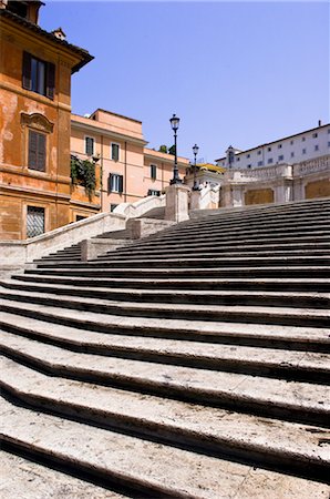 Spanish Steps, Piazza di Spagna, Rome, Latium, Italy Stock Photo - Premium Royalty-Free, Code: 600-02935384