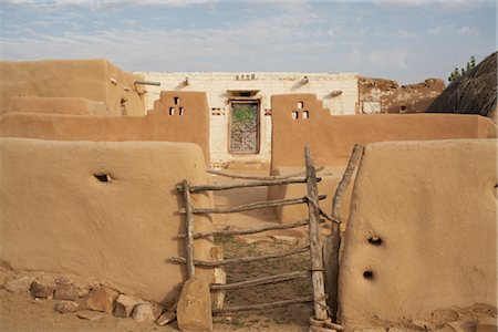 Village in Thar Desert, Rajasthan, India Stock Photo - Premium Royalty-Free, Code: 600-02957978