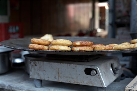 Gros plan de la nourriture Stand, McLeod Ganj, Dharamsala, Himachal Pradesh, Inde Photographie de stock - Premium Libres de Droits, Code: 600-02958073