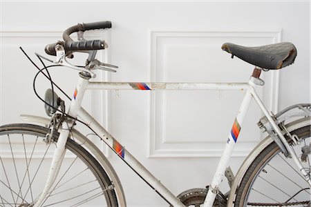 staubig - Staubige Bike Stockbilder - Premium RF Lizenzfrei, Bildnummer: 600-03003512