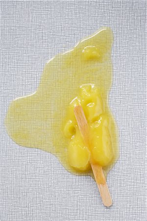 disappearing - Melting Popsicle Stock Photo - Premium Royalty-Free, Code: 600-03003561
