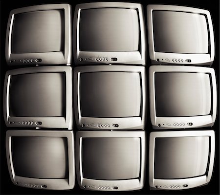 simsearch:700-01236468,k - Television Sets Stacked in a Grid Foto de stock - Sin royalties Premium, Código: 600-03003923
