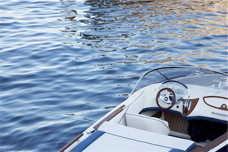 steering wheel boat - Motorboat Stock Photo - Premium Royalty-Free, Code: 600-03017283