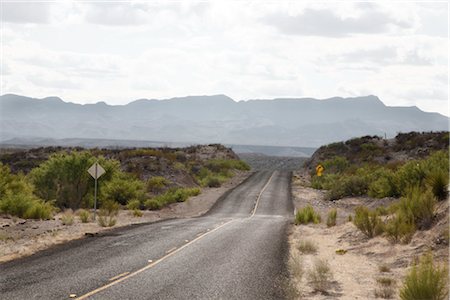 deserted nature pictures - Highway 67 and Landscape, Texas, USA Stock Photo - Premium Royalty-Free, Code: 600-03017334