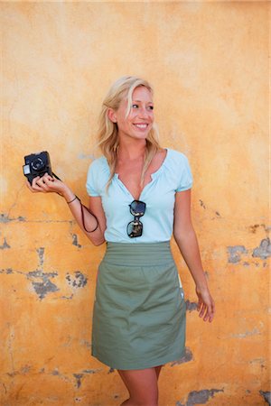 Photographer With Vintage Camera, Punta Burros, Nayarit, Mexico Stock Photo - Premium Royalty-Free, Code: 600-03017883