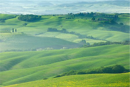 san quirico d'orcia - San Quirico d'Orcia, Province de Sienne, Val d'Orcia, Toscane, Italie Photographie de stock - Premium Libres de Droits, Code: 600-03075567