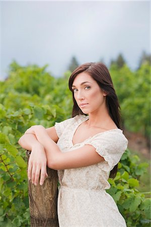 Portrait of Woman in Vineyard Stock Photo - Premium Royalty-Free, Code: 600-03153025