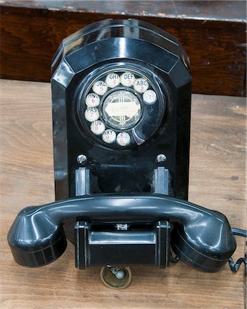 simsearch:700-00678796,k - Old Fashioned Rotary Telephone Stock Photo - Premium Royalty-Free, Code: 600-03166531