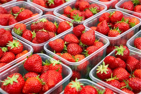 produce in baskets - Strawberries Stock Photo - Premium Royalty-Free, Code: 600-03161622