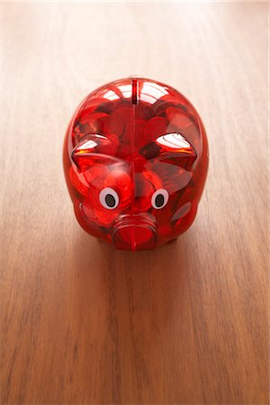 pig bank - Close-Up of Piggy Bank Stock Photo - Premium Royalty-Free, Code: 600-03178761