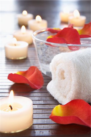 spa towel rolls - Towel, Candles and Flower Petals Stock Photo - Premium Royalty-Free, Code: 600-03210353