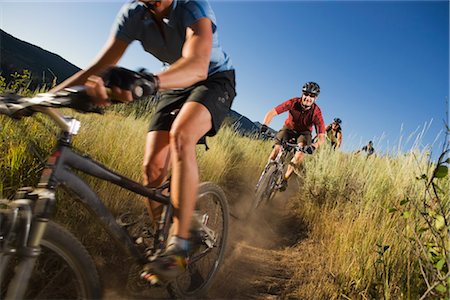 Gruppe von Mountainbikern auf Dirt Trail, nahe Steamboat Springs, Routt County, Colorado, USA Stockbilder - Premium RF Lizenzfrei, Bildnummer: 600-03210491