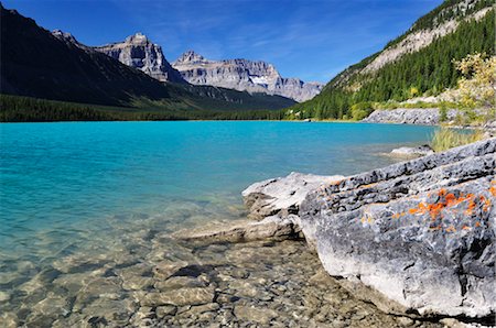 Waterfowl Lake, Banff National Park, Alberta, Canada Foto de stock - Sin royalties Premium, Código: 600-03240625