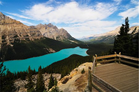 Peyto Lake, Parc National Banff, Alberta, Canada Photographie de stock - Premium Libres de Droits, Code: 600-03240635