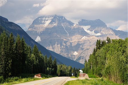 Mont Robson, le Parc Provincial du Mont Robson, en Colombie-Britannique, Canada Photographie de stock - Premium Libres de Droits, Code: 600-03240719