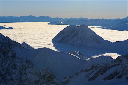 simsearch:649-09208196,k - Vue d'ensemble de la chaîne de montagnes, Zugspitze, Bavière, Allemagne Photographie de stock - Premium Libres de Droits, Code: 600-03297803