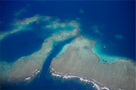 Aerial View of Fiji Islands Stock Photo - Premium Royalty-Free, Code: 600-03368787