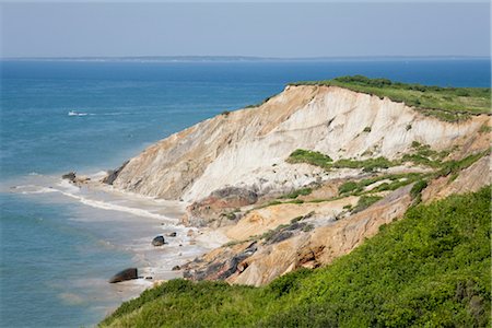 east coast - Gay Head Cliffs, Aquinnah, Martha's Vineyard, Massachusetts, USA Stock Photo - Premium Royalty-Free, Code: 600-03392449