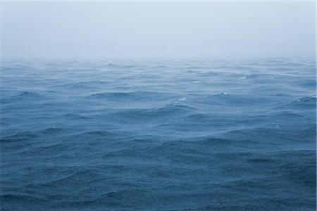 Pluie sur l'océan Atlantique Photographie de stock - Premium Libres de Droits, Code: 600-03392459