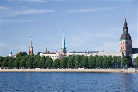 simsearch:600-03229845,k - Daugava River and St Jacob's Church, Riga, Riga District, Latvia, Baltic States Stock Photo - Premium Royalty-Free, Code: 600-03404437