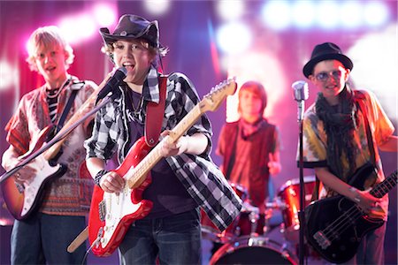Boys in Rock Band Foto de stock - Sin royalties Premium, Código: 600-03404716