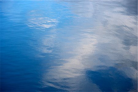 Clouds Reflected in Water Stock Photo - Premium Royalty-Free, Code: 600-03405541
