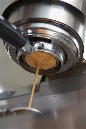 pouring drink not people - Espresso Machine Stock Photo - Premium Royalty-Free, Code: 600-03406515