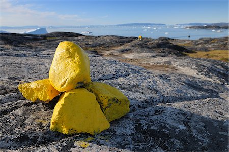 simsearch:862-03711697,k - Yellow Path Markings, Ilulissay Icefjord, Ilulissat, Disko Bay, Greenland Stockbilder - Premium RF Lizenzfrei, Bildnummer: 600-03407998