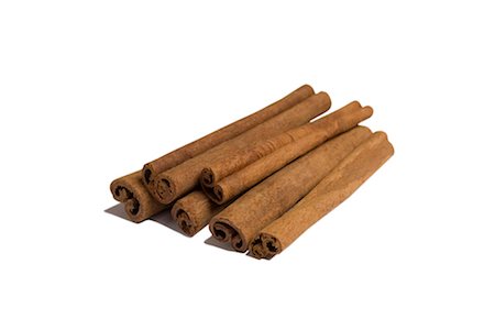 Still Life of Cinnamon Sticks Foto de stock - Sin royalties Premium, Código: 600-03403783