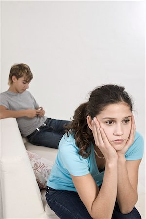 separado - Teenage Couple Having Argument Foto de stock - Sin royalties Premium, Código: 600-03403994