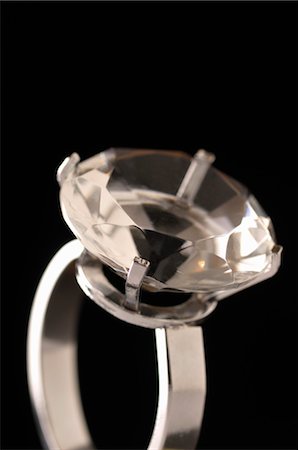 diamond - Close-up of Rhinestone Ring Stock Photo - Premium Royalty-Free, Code: 600-03445601