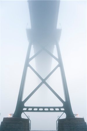 structures - Bridge on Foggy Day, Vancouver, British Columbia, Canada Stock Photo - Premium Royalty-Free, Code: 600-03446167