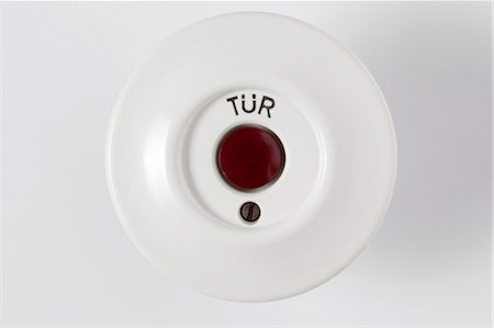 frank rossbach - Close-Up of Door Bell with German Text Foto de stock - Sin royalties Premium, Código: 600-03454532