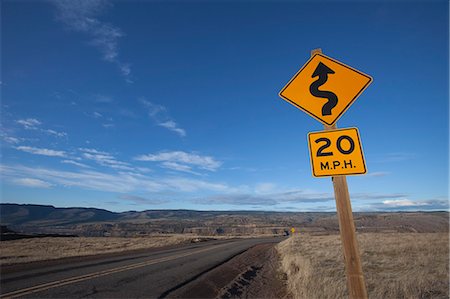 señales de tráfico - Road Sign, Historic Columbia River Highway, Oregon, Multnomah County, USA Foto de stock - Sin royalties Premium, Código: 600-03455580
