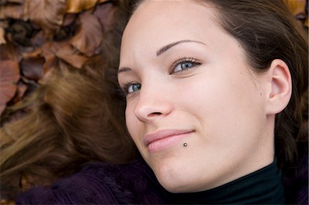 piercing - Portrait de femme Photographie de stock - Premium Libres de Droits, Code: 600-03456809
