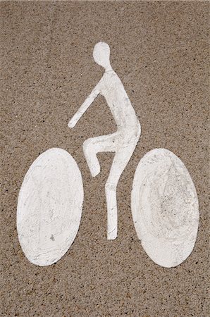 road signs in the streets - Bicycle Sign Stock Photo - Premium Royalty-Free, Code: 600-03466348