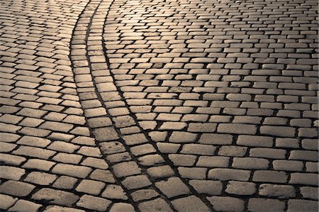 road backgrounds - Cobbled Street in the Evening, Dresden, Saxony, Germany Stock Photo - Premium Royalty-Free, Code: 600-03478665