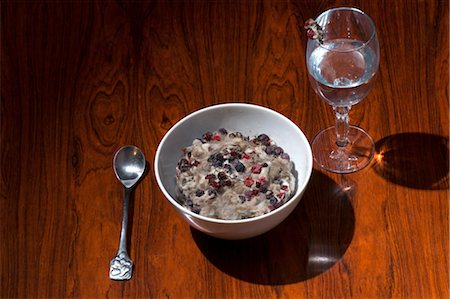 simsearch:600-06038251,k - Bowl of Moldy Cereal Stock Photo - Premium Royalty-Free, Code: 600-03490322