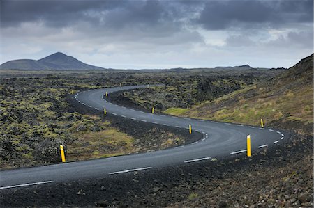 street curve - Empty Road, Grindavik, Rekjanes Peninsula, Iceland Stock Photo - Premium Royalty-Free, Code: 600-03508266