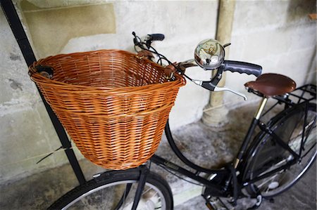 Bicycle, Salisbury, Wiltshire, England Stock Photo - Premium Royalty-Free, Code: 600-03556805