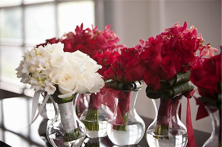 simsearch:670-03709960,k - Close-up of Flowers in Vases Foto de stock - Sin royalties Premium, Código: 600-03586279
