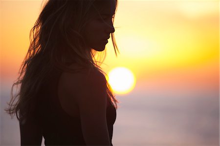 single sad woman sunset - Woman, Baja California Sur, Mexico Stock Photo - Premium Royalty-Free, Code: 600-03586533