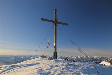 Cross at Summit, Steinplatte, Waidring, Tyrol, Austria Stockbilder - Premium RF Lizenzfrei, Bildnummer: 600-03586838