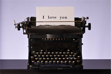 Old Fashioned Typewriter Stock Photo - Premium Royalty-Free, Code: 600-03615553