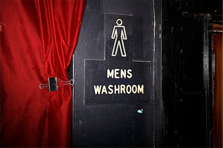 drapery - Men's Washroom Sign Stock Photo - Premium Royalty-Free, Code: 600-03616042