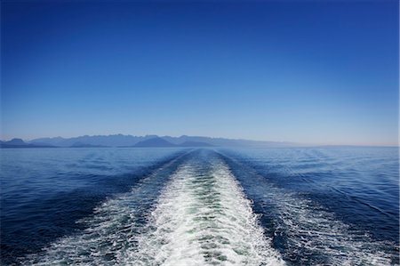 pasear en barca - Boat Wake, Georgia Strait, Pacific Ocean, Vancouver Island, British Columbia, Canada Foto de stock - Sin royalties Premium, Código: 600-03621355