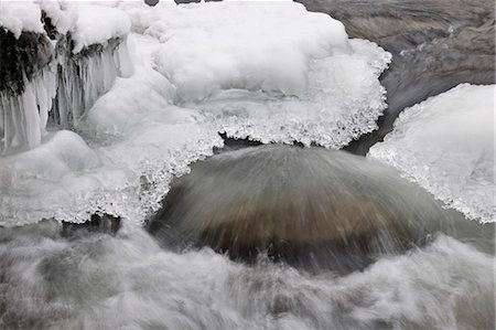 Ice Formations, Sihl River, Canton of Zurich, Switzerland Foto de stock - Sin royalties Premium, Código: 600-03644622