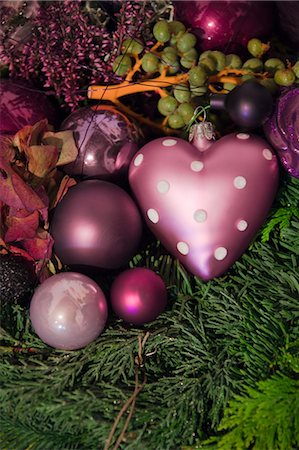 Christmas Decorations Stock Photo - Premium Royalty-Free, Code: 600-03685787